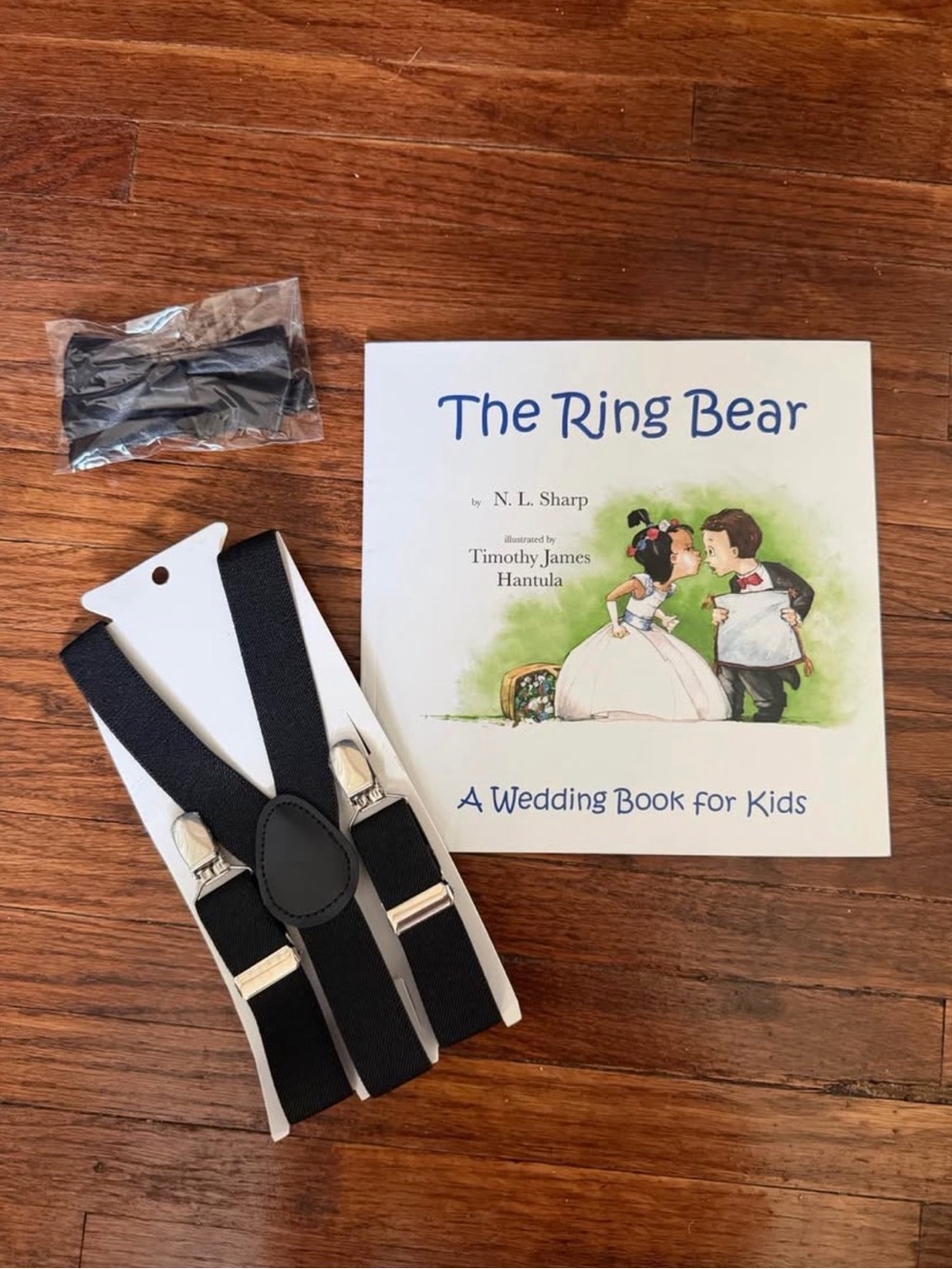 Kids ring bear Black Elastic Suspenders, bow tie and book